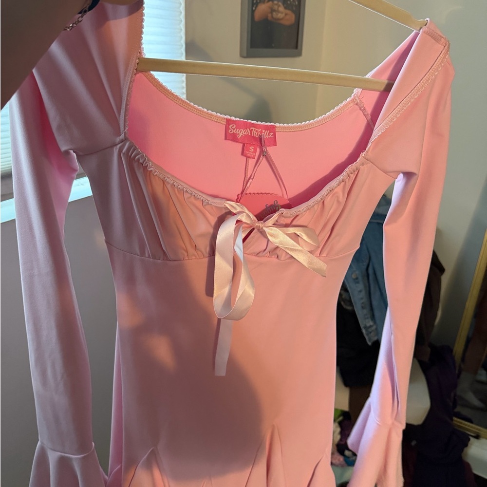 Dolls Kill / Sugar Thrillz Soft Pink Long-Sleeve Ribbon-Tie Chemise